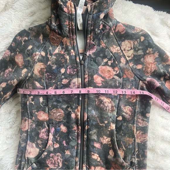 Lululemon Floral Scuba Hoodie - Picture 11 of 13